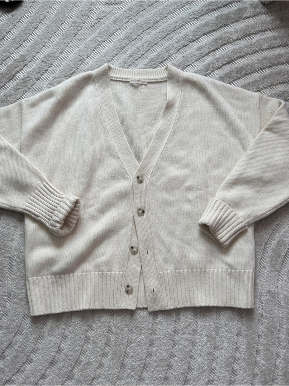 Suitsupply Off White Button-Front Cardigan